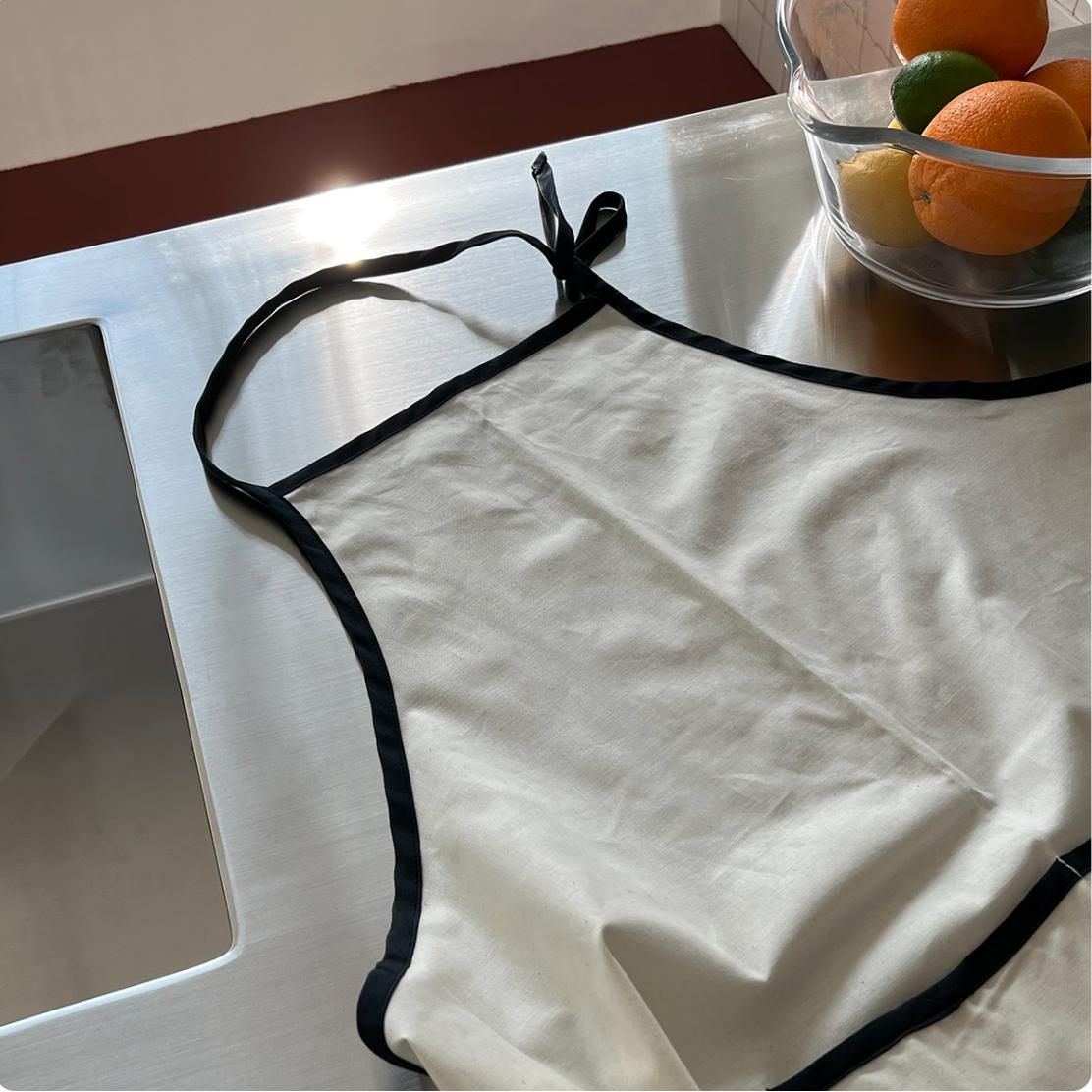 ライン エプロン | line apron