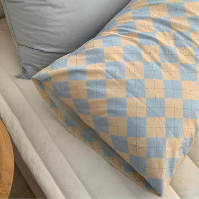 Louis Pillow | La Tulipe