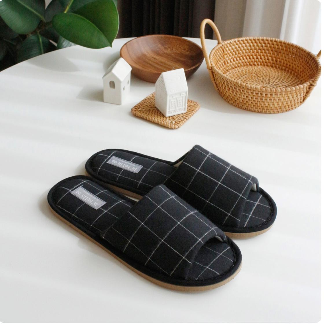 ペアで履ける チェック柄 ルームシューズ | room slippers