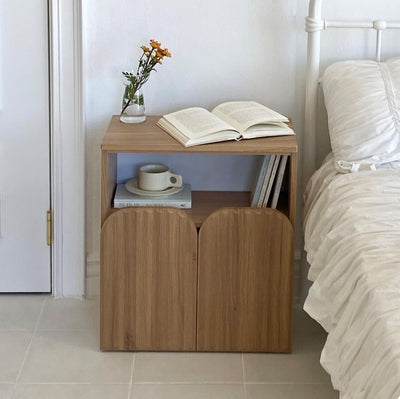 CLOVER side table with display rack
