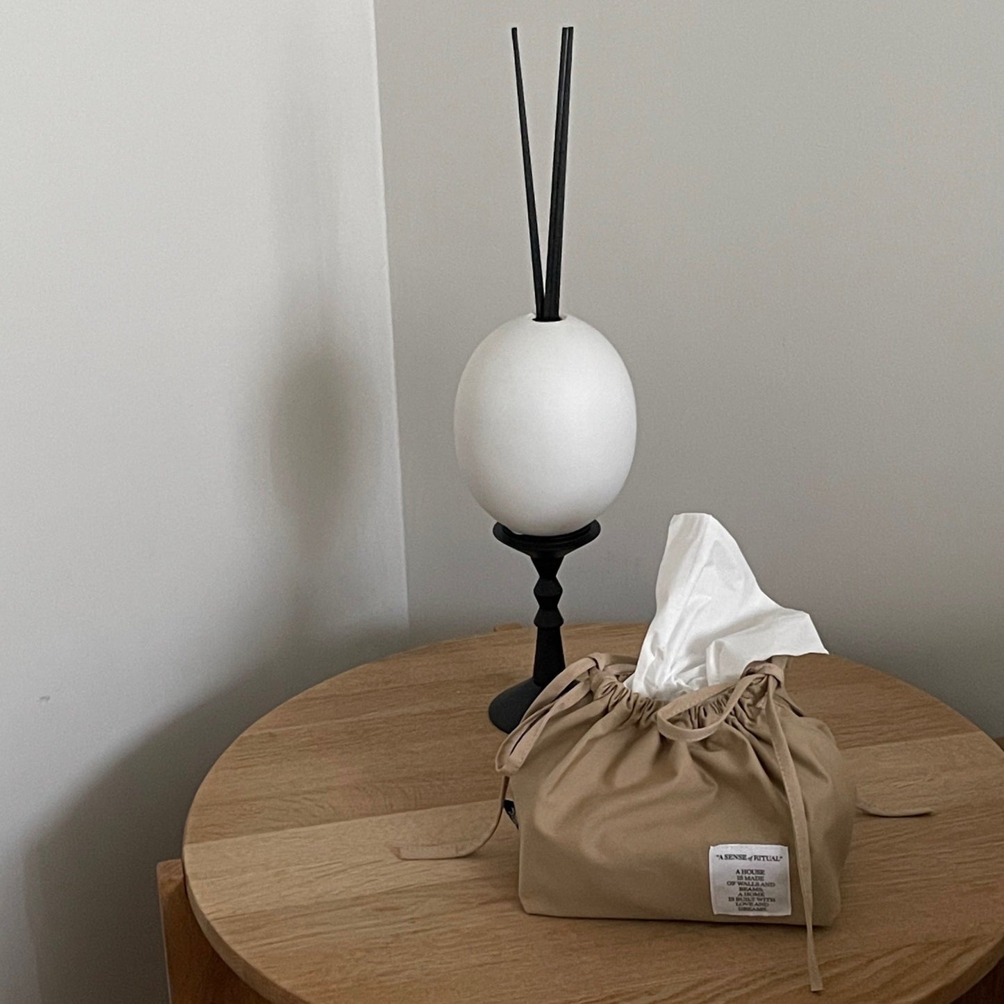 Hanging multi pouch case