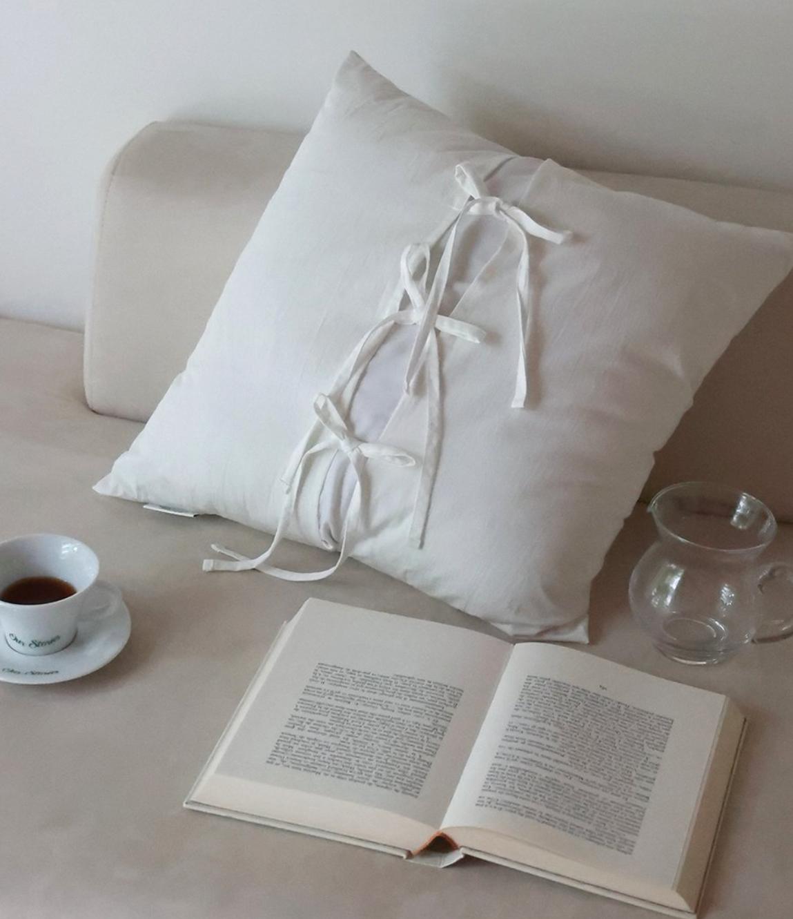 TYCHE リボンクッションカバー | cushion case